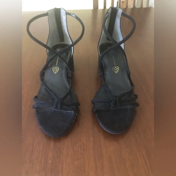 BC FOOTWEAR On My Radar Vegan Suede Heel
- Size 9 - Picture 5 of 5